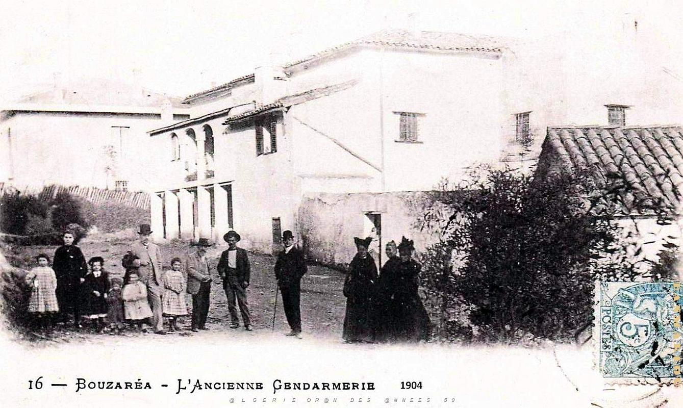 2579- Alger-Bouzareah -Gendarmerie - 1904.jpg